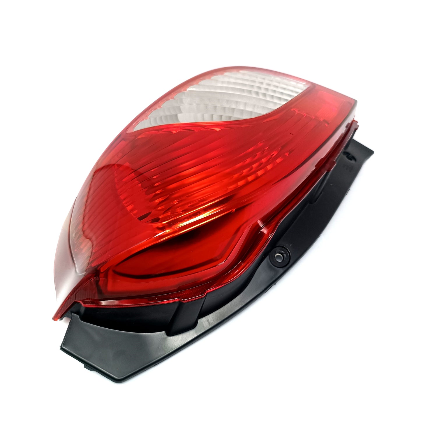 FARO DERECHO TRASERO SUZUKI ALTO GLX 2016-2023 OEM 36570M79M00