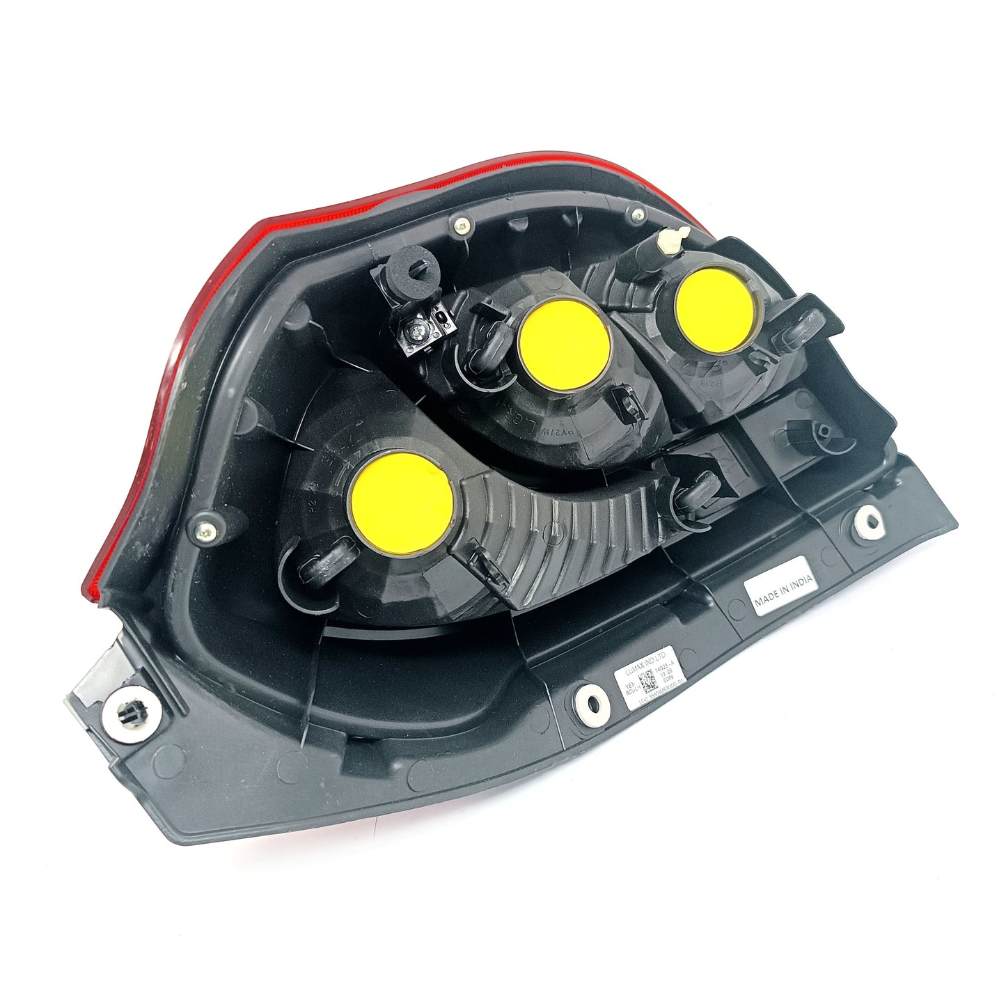 VISTA POSTERIOR DE FARO TRASERO SUZUKI ALTO GLX ORIGINAL 2013 2023