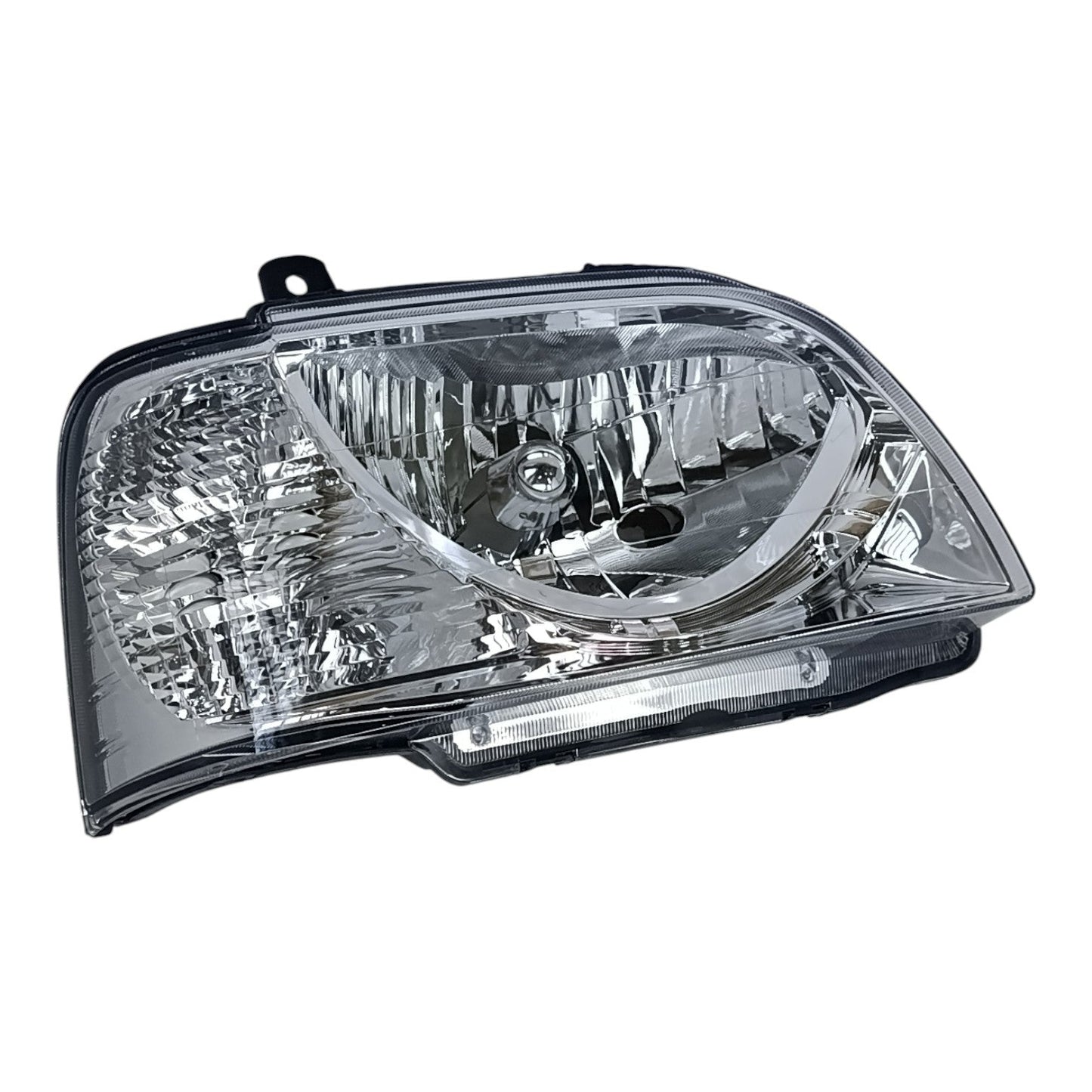 VISTA FRONTAL DE FARO DELANTERO DERECHO SUZUKI EECO 2019 2025 OEM