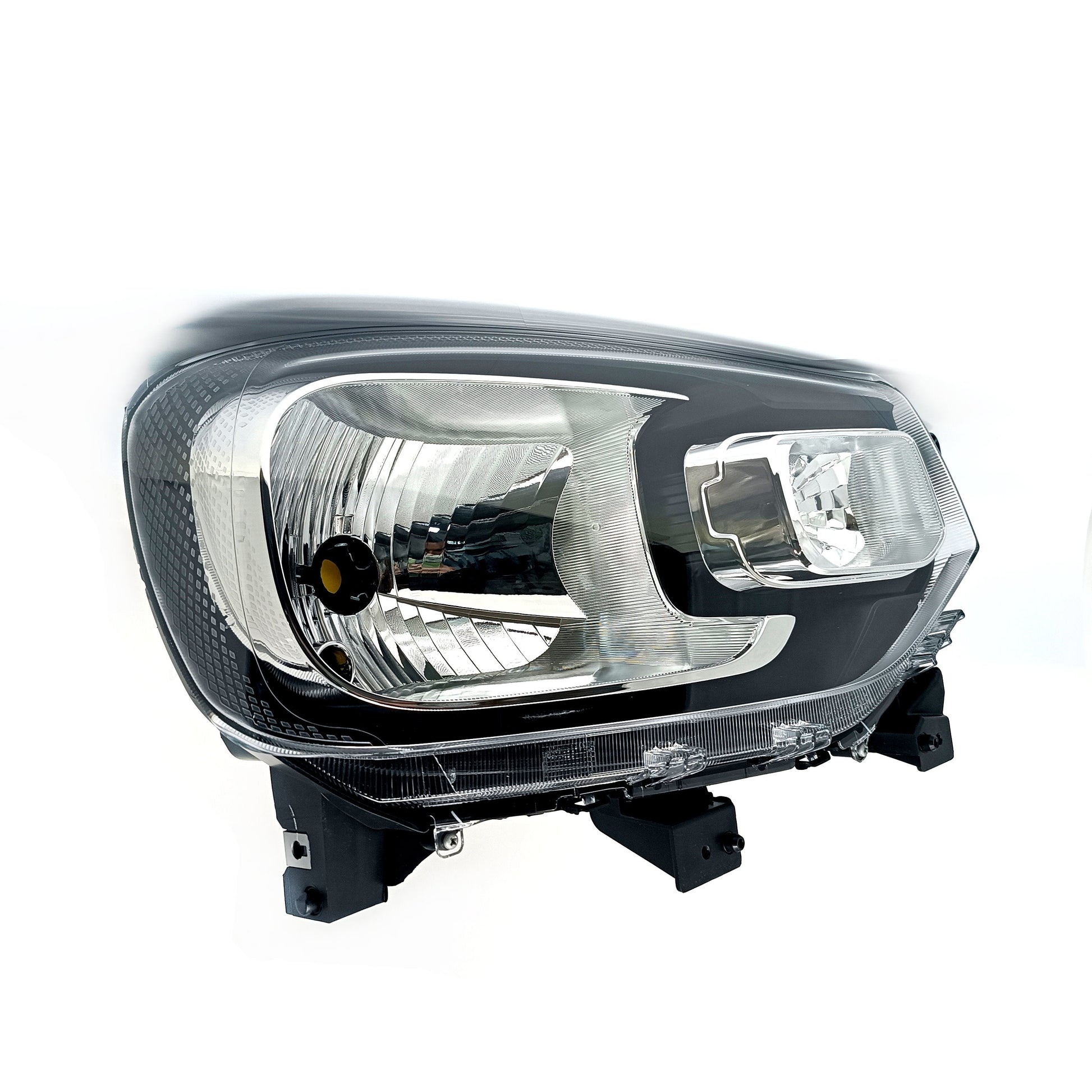 VISTA FRONTAL FARO DELANTERO DERECHO SUZUKI SPRESSO 2019 2024