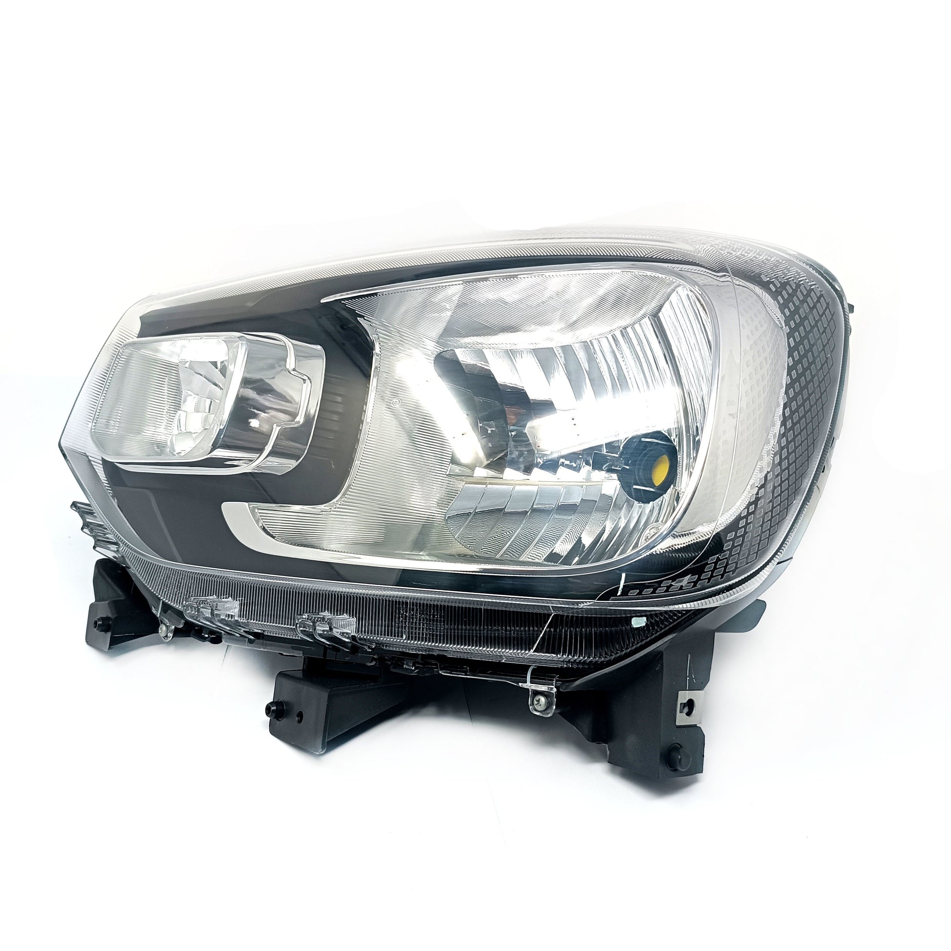 VISTA FRONTAL FARO DELANTERO IZQUIERDO SUZUKI SPRESSO 2019 2024 ORIGINAL