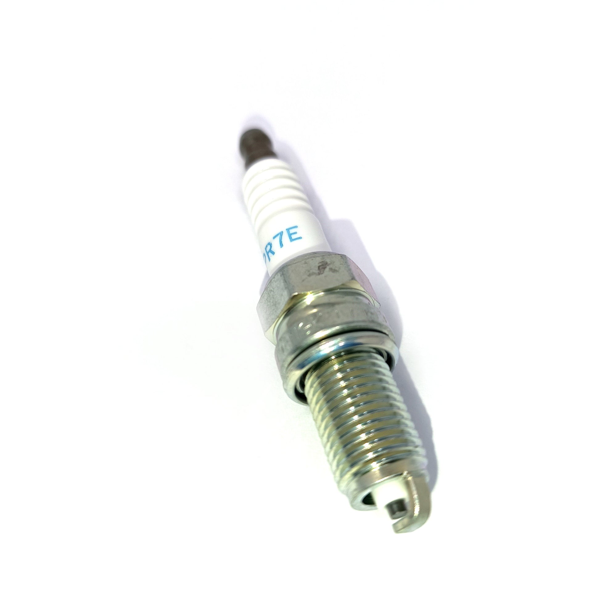 VISTA INFERIOR DE BUJIA SUZUKI ALTO 2015 2023 OEM