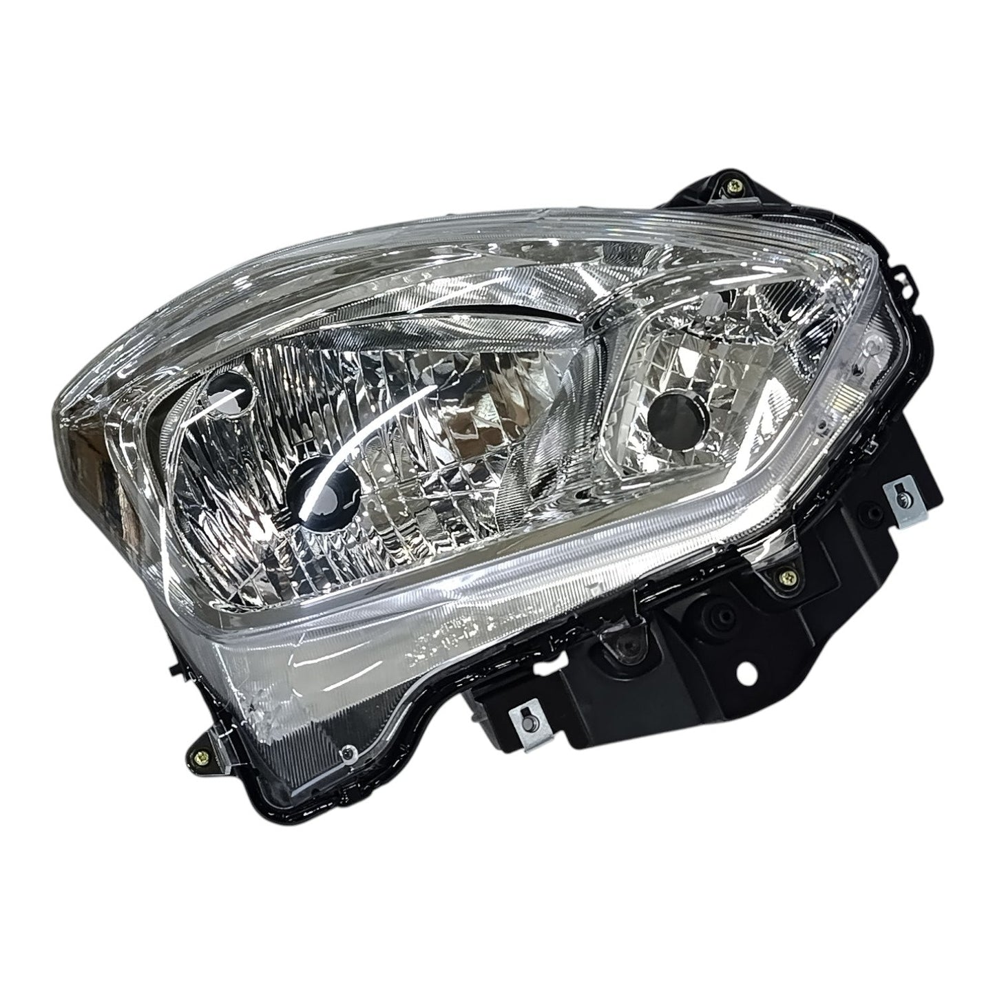 VISTA INFERIOR DE FARO DELANTERO DERECHO SUZUKI SWIFT 2018 2024 OEM