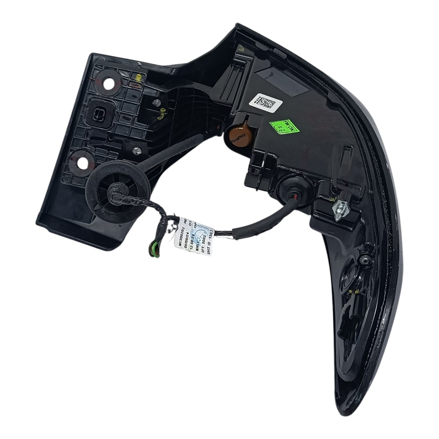 INFERIOR DE FARO TRASERO DERECHO SUZUKI GRAND VITARA 2022-2025 OEM