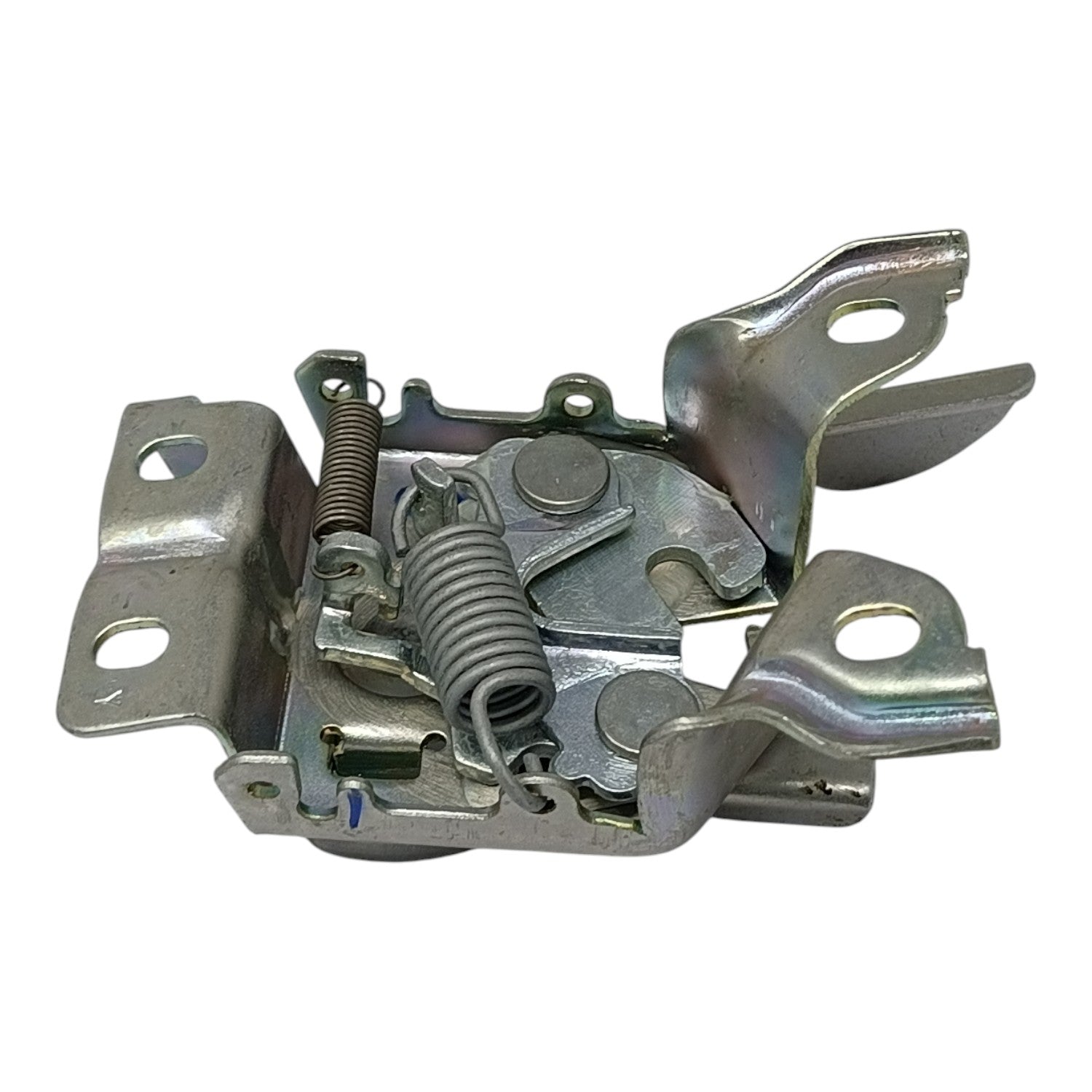 VISTA POSTERIOR SEGURO CAPOT SUZUKI ALTO GLX 2019-2023