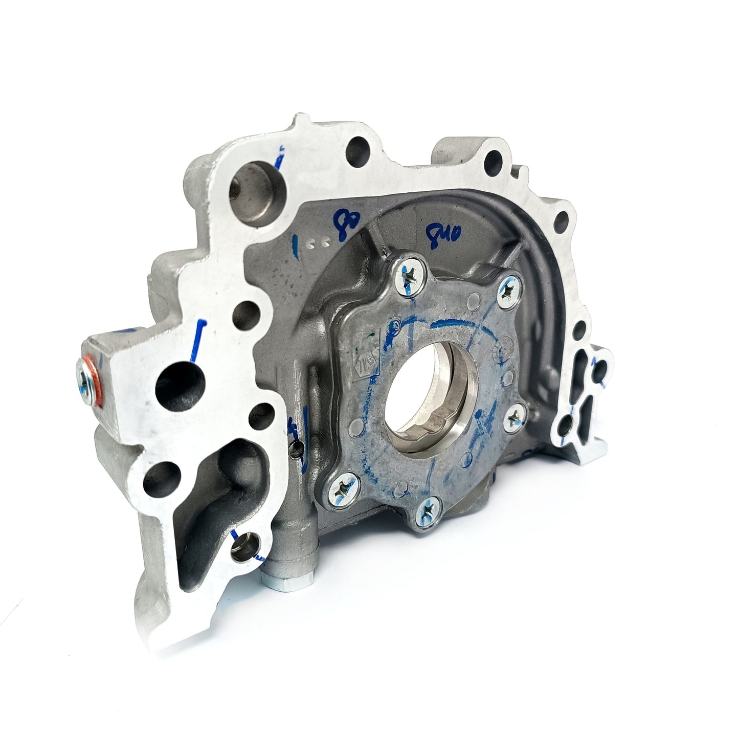 VISTA POSTERIOR DE BOMBA DE ACEITE SUZUKI ALTO 2016 2024 OEM