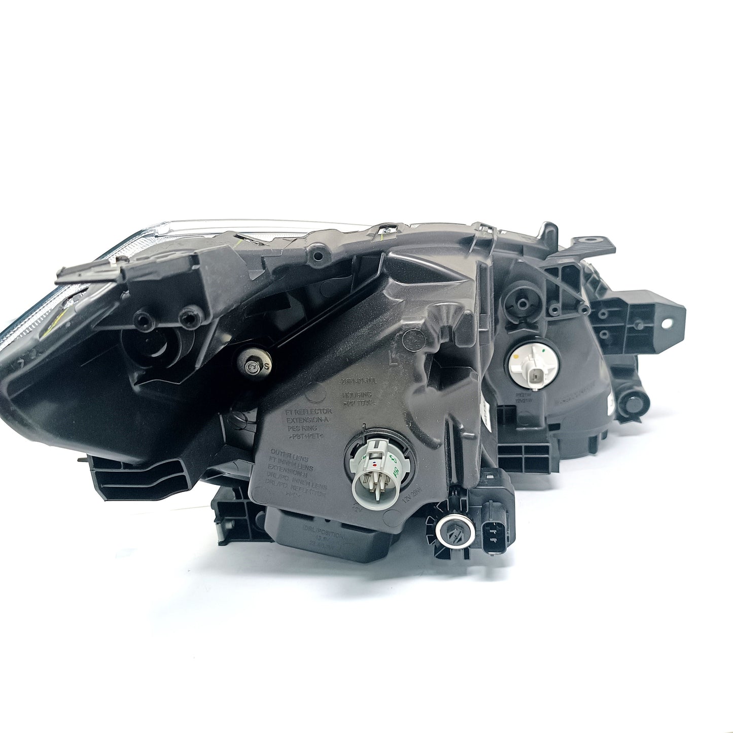 VISTA POSTERIOR DE FARO DELANTERO IZQUIERDO SUZUKI CIAZ 2018 2024 OEM