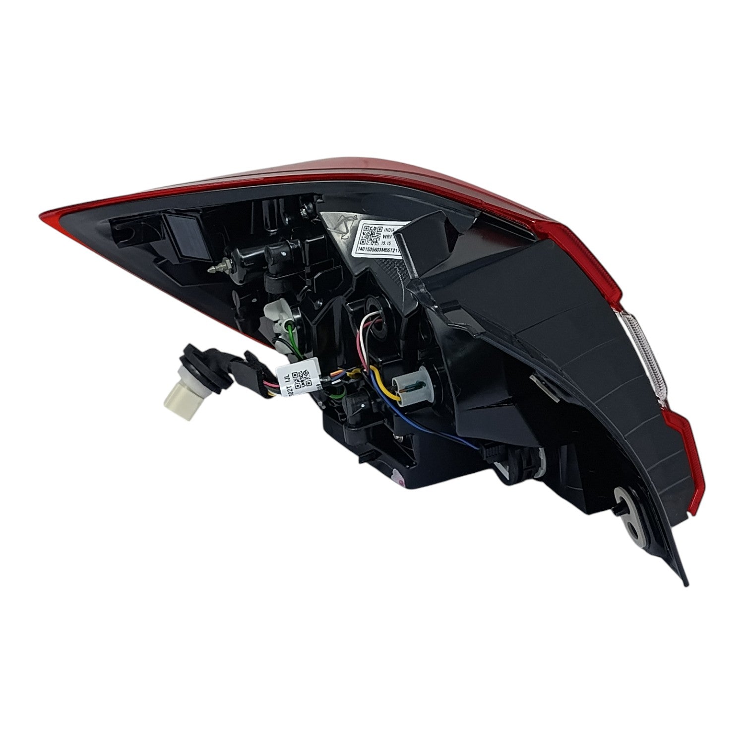 VISTA POSTERIOR DE FARO TRASERO DERECHO SUZUKI BALENO 2022 2025 OEM
