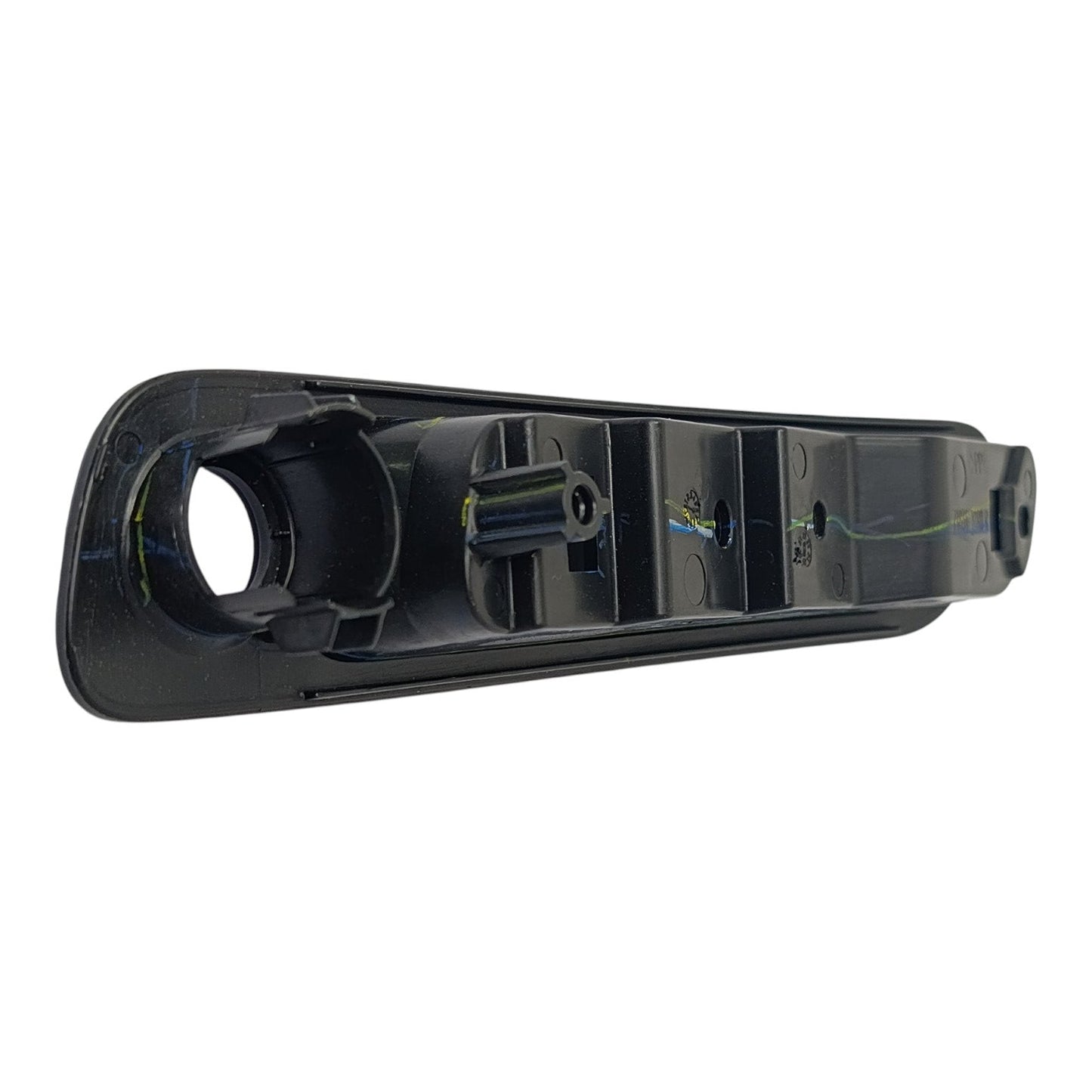 VISTA POSTERIOR TAPA REFLECTOR DE STOP TRASERO DERECHO SUZUKI CELERIO 2021-2026