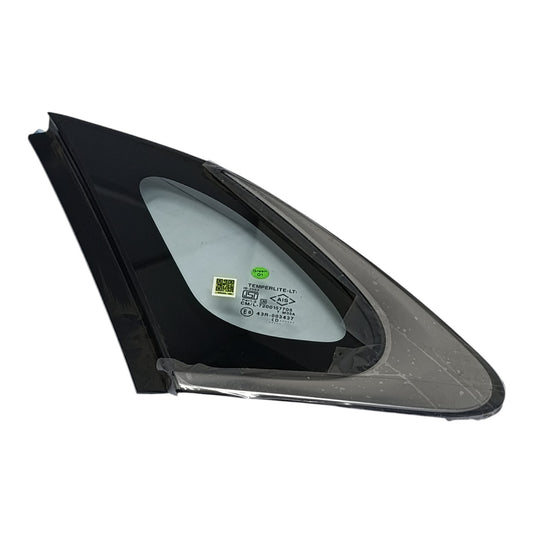 VENTANA PEQUENA IZQUIERDA SUZUKI BALENO 2022-2025 OEM
